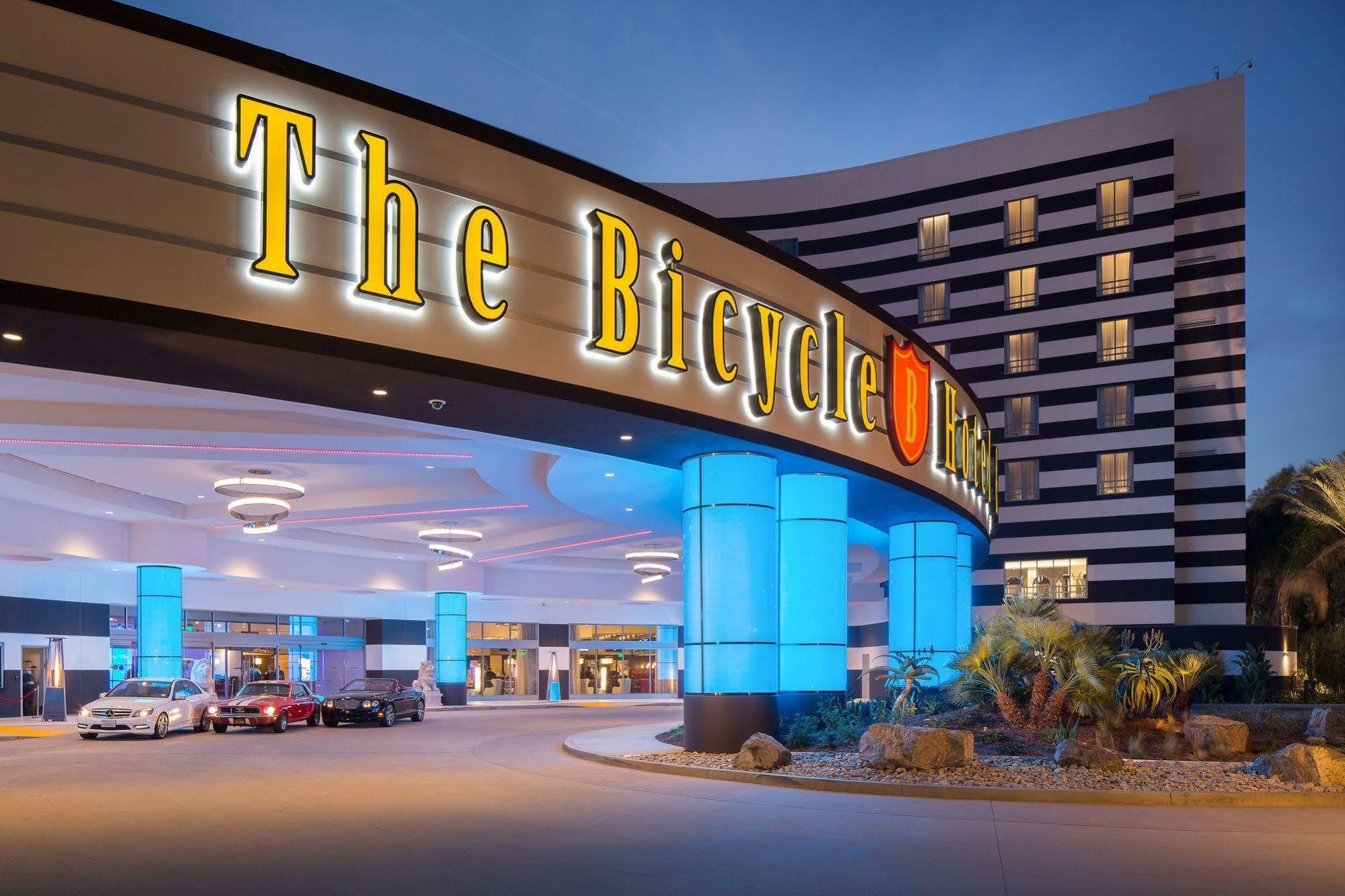 Hotel Parkwest Bicycle Casino à Bell Gardens Extérieur photo